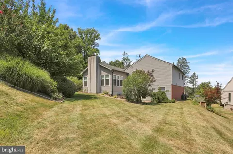 Exterior - 209 Pembroke Dr, Reading, PA 19607 photo 8 of 14
