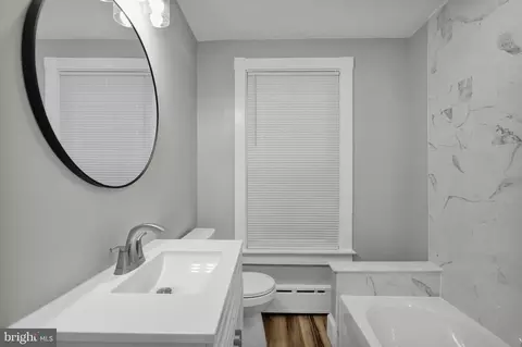 Bath - 317 2nd St, Reading, PA 19607 photo 1 of 3