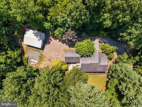 1111 Wyomissing Rd, Mohnton, PA 19540
