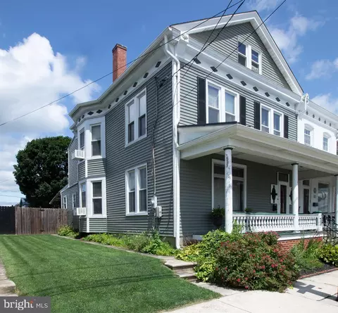 329 W Walnut St, Kutztown, PA 19530