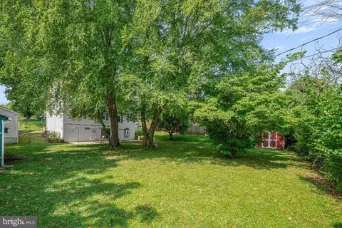 Exterior - 115 Ardmore Ave, Reading, PA 19607 photo 8 of 10