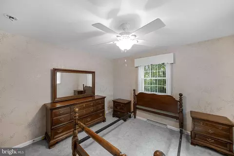 Bedroom - 115 Ardmore Ave, Reading, PA 19607 photo 2 of 12