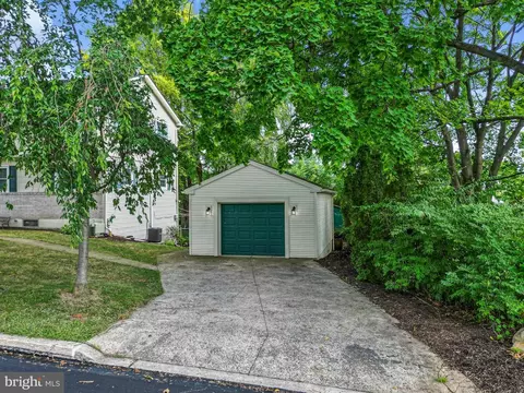 Exterior - 115 Ardmore Ave, Reading, PA 19607 photo 2 of 10