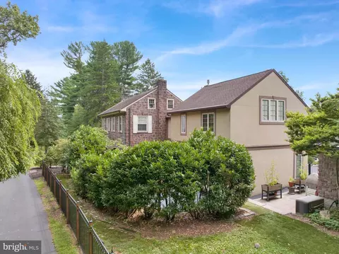 Exterior - 459 Mount Penn Rd, Reading, PA 19607 photo 25 of 32