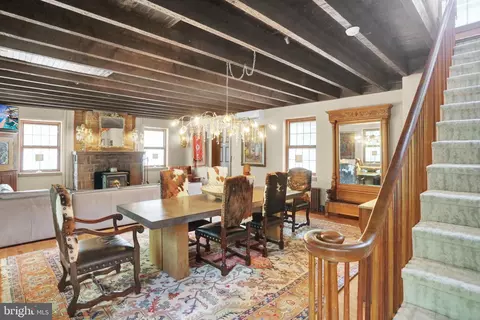 Dining - 459 Mount Penn Rd, Reading, PA 19607 photo 2 of 2