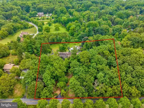 View/Area - 459 Mount Penn Rd, Reading, PA 19607 photo 1 of 7