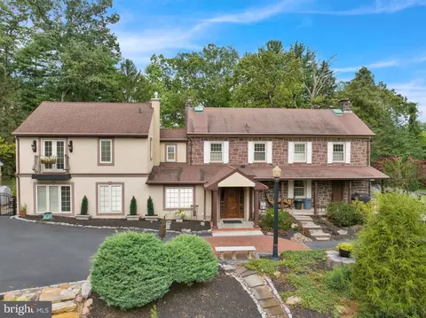 Exterior - 459 Mount Penn Rd, Reading, PA 19607 photo 32 of 32