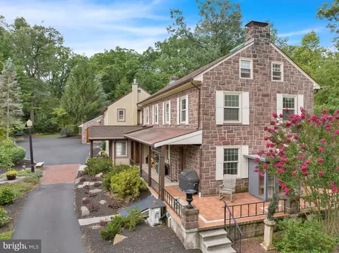 Exterior - 459 Mount Penn Rd, Reading, PA 19607 photo 28 of 32