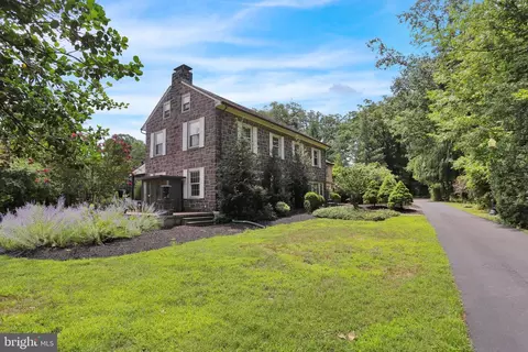 Exterior - 459 Mount Penn Rd, Reading, PA 19607 photo 23 of 32
