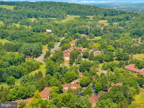 View/Area - 7 Sandy Way, Reading, PA 19607 photo 5 of 10