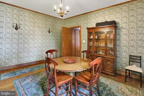 Dining - 132 Windsor St, Reading, PA 19601 photo 2 of 3