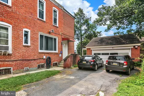 Exterior - 132 Windsor St, Reading, PA 19601 photo 2 of 3