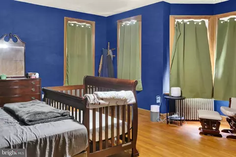 Bedroom - 132 Windsor St, Reading, PA 19601 photo 5 of 9