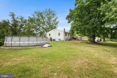82 Spruce Ave, Birdsboro, PA 19508
