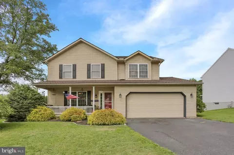 314 Winding Way, Womelsdorf, PA 19567