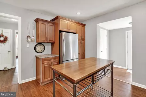 Entry Way - 36 Laird St, Reading, PA 19609 photo 2 of 5
