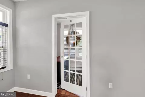 Entry Way - 36 Laird St, Reading, PA 19609 photo 4 of 5