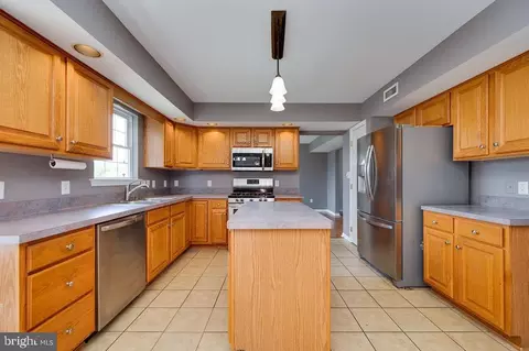 Kitchen - 114 Eagles Ln, Reading, PA 19608 photo 3 of 5