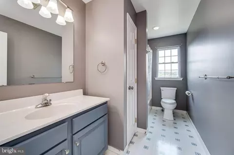 Bath - 114 Eagles Ln, Reading, PA 19608 photo 2 of 2