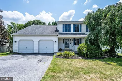 Exterior - 114 Eagles Ln, Reading, PA 19608 photo 4 of 10