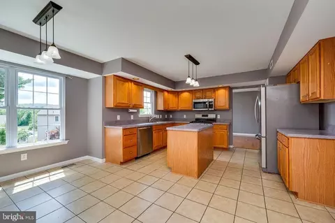 Kitchen - 114 Eagles Ln, Reading, PA 19608 photo 2 of 5