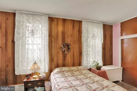 Bedroom - 185 Stitzer, Oley, PA 19547 photo 3 of 4