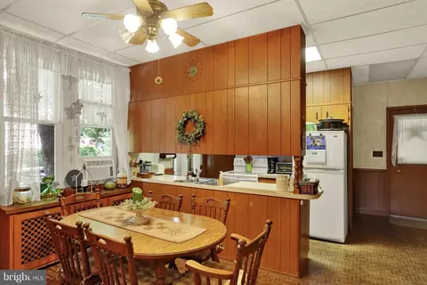 Kitchen - 185 Stitzer, Oley, PA 19547 photo 1 of 4
