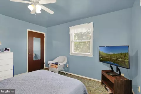 Bedroom - 716 Tamarack Trl, Reading, PA 19607 photo 6 of 6