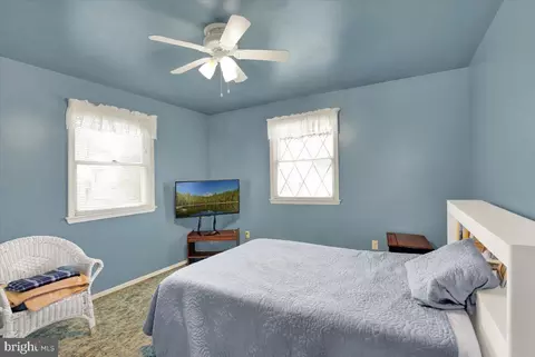 Bedroom - 716 Tamarack Trl, Reading, PA 19607 photo 5 of 6