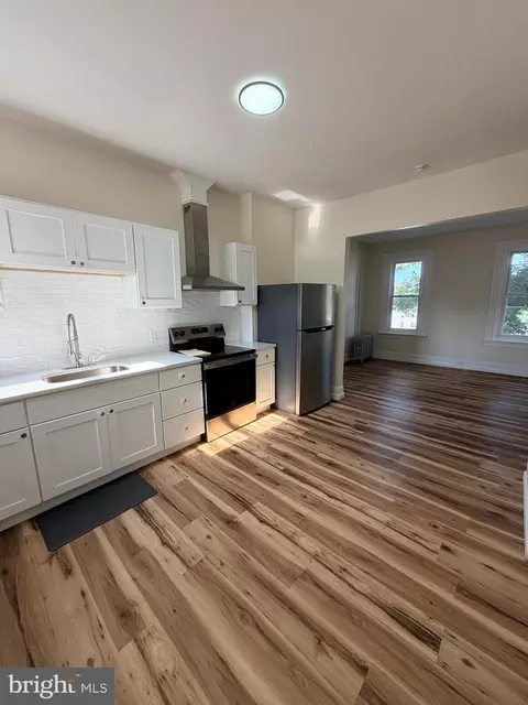 149 N Front St, Reading, PA 19601 photo 3