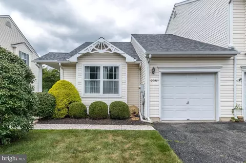 208 N 4th, Bally, PA 19503