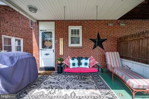 Exterior - 1532 Fayette Ave, Reading, PA 19607 photo 9 of 12