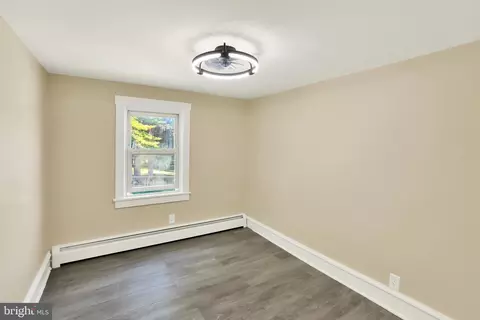 Other - 929 John St, Reading, PA 19607 photo 10 of 13