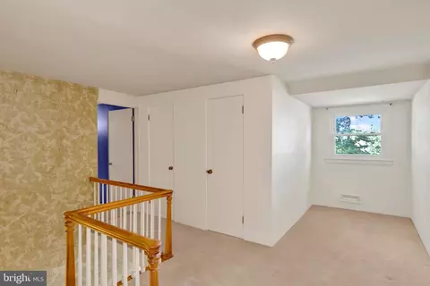 Entry Way - 1835 Alsace Rd, Reading, PA 19604 photo 3 of 3