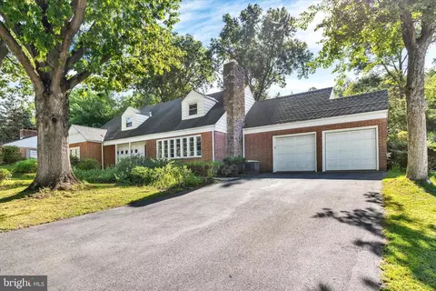 Exterior - 1835 Alsace Rd, Reading, PA 19604 photo 2 of 4