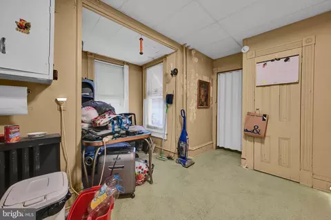 Entry Way - 643 N 3rd St, Reading, PA 19601 photo 4 of 8