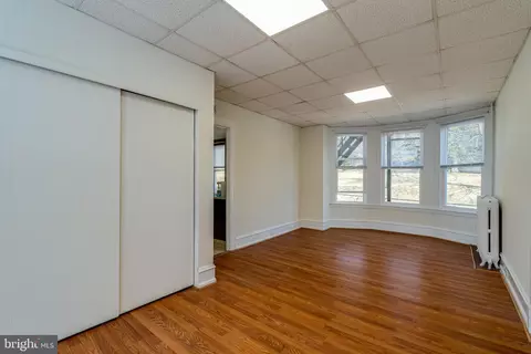 Living - 1257 Eckert Ave, Reading, PA 19602 photo 7 of 7