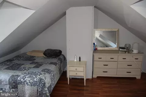 Bedroom - 1124 Spruce St, Reading, PA 19602 photo 5 of 6