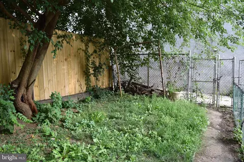 Exterior - 1124 Spruce St, Reading, PA 19602 photo 5 of 6