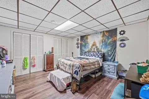 Bedroom - 143 Aspen Ave, Sinking Spring, PA 19608 photo 4 of 5