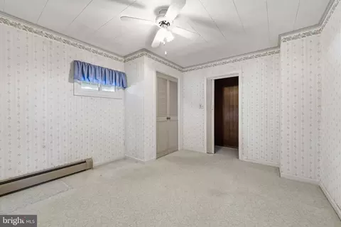 Bedroom - 1136 Broadway Blvd, Reading, PA 19607 photo 3 of 4
