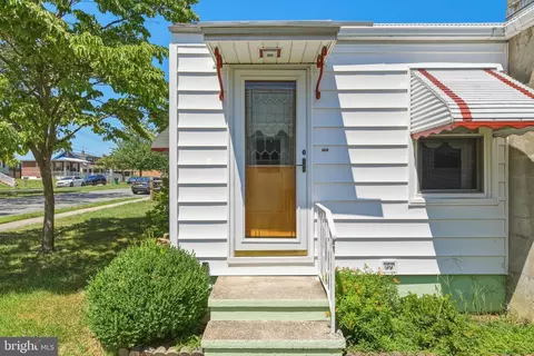 Exterior - 1136 Broadway Blvd, Reading, PA 19607 photo 1 of 6