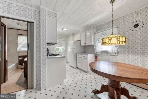 Entry Way - 1136 Broadway Blvd, Reading, PA 19607 photo 1 of 1