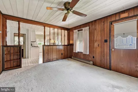 Living - 1136 Broadway Blvd, Reading, PA 19607 photo 2 of 3