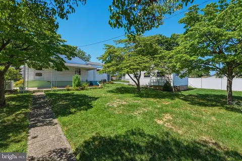 Exterior - 1136 Broadway Blvd, Reading, PA 19607 photo 4 of 6