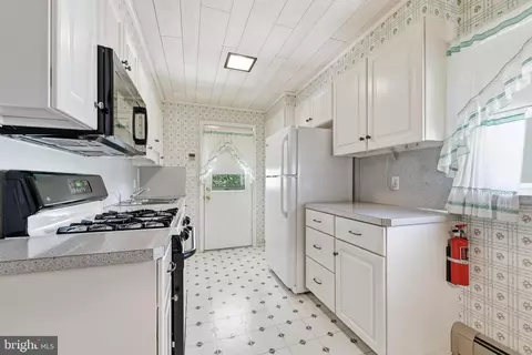 Kitchen - 1136 Broadway Blvd, Reading, PA 19607 photo 2 of 3