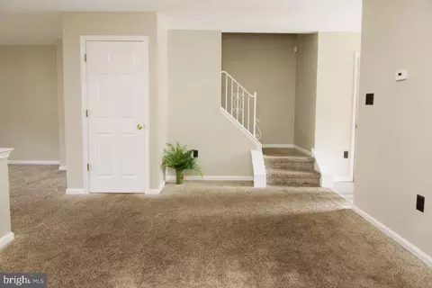 Entry Way - 2906 Marvin Dr, Reading, PA 19608 photo 1 of 2
