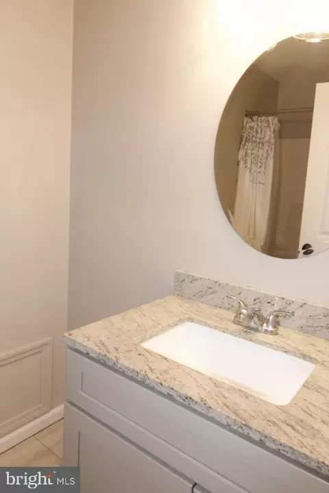 Bath - 2906 Marvin Dr, Reading, PA 19608 photo 2 of 2