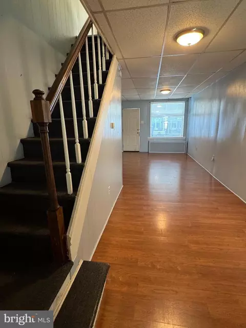 Entry Way - 919 Perry St, Reading, PA 19604 photo 1 of 3