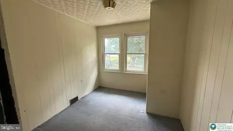 35 Grandview Ter, Hamburg, PA 19526